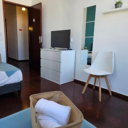 Blife Lusitanya - Private At Santantonya 1st Floor ホームステイ