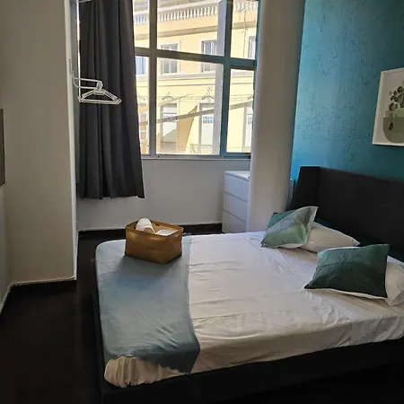 Δωμάτια σε οικογενειακή κατοικία Blife Lusitanya - Private At Santantonya 1st Floor Φάρο